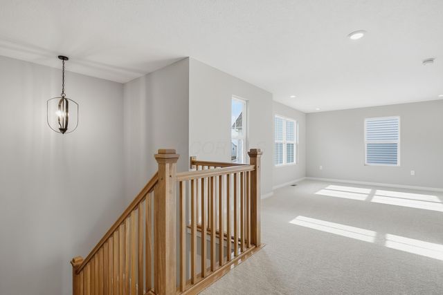 5786 Shadowfair Lane, Powell, OH 43065