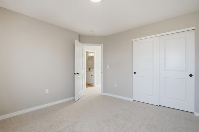 5786 Shadowfair Lane, Powell, OH 43065