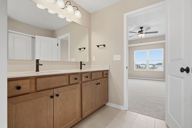 5786 Shadowfair Lane, Powell, OH 43065