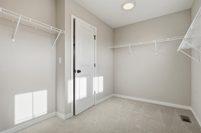 5786 Shadowfair Lane, Powell, OH 43065