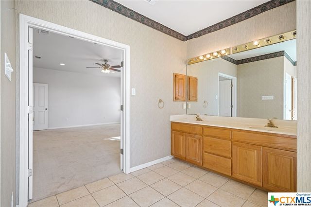 1164 Stoneyridge Drive, Canyon Lake, TX 78133