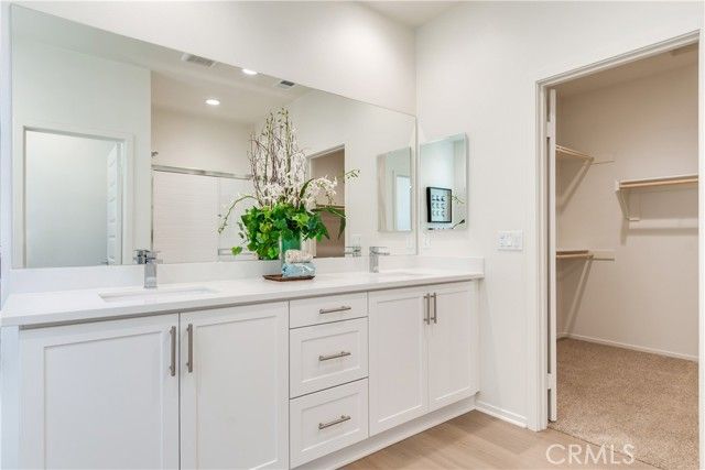 9048 Carson Avenue, Hesperia, CA 92344