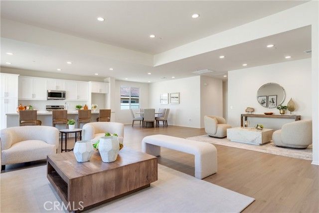 9048 Carson Avenue, Hesperia, CA 92344