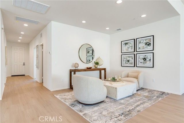 9048 Carson Avenue, Hesperia, CA 92344