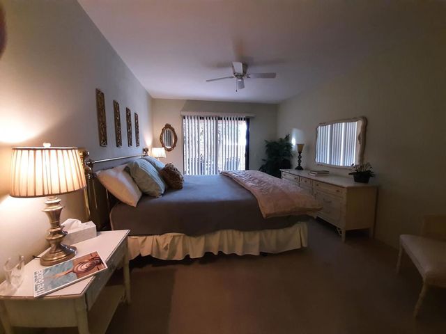 1405 N Sunrise Way 2, Palm Springs, CA 92262