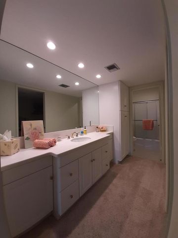 1405 N Sunrise Way 2, Palm Springs, CA 92262