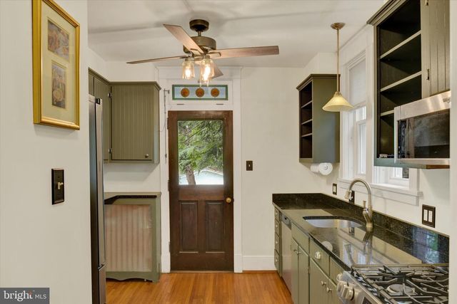 16 N 27TH ST, Camp Hill, PA 17011
