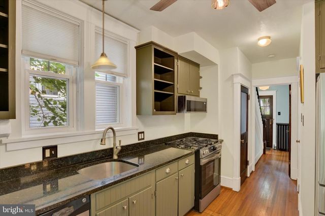 16 N 27TH ST, Camp Hill, PA 17011