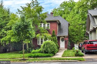 16 N 27TH ST, Camp Hill, PA 17011