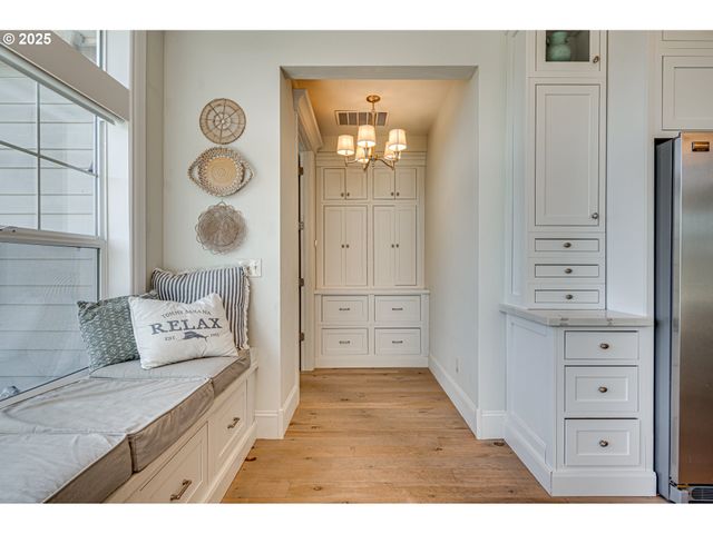 22796 Se GEORGIA LEE Ln, Damascus, OR 97089