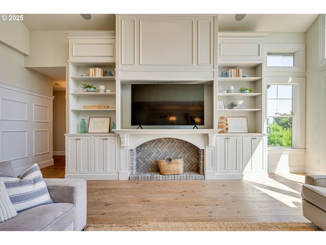 22796 Se GEORGIA LEE Ln, Damascus, OR 97089