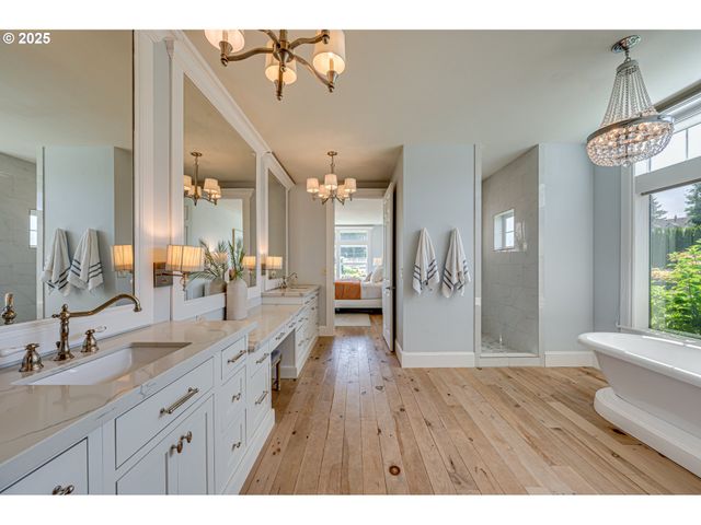 22796 Se GEORGIA LEE Ln, Damascus, OR 97089