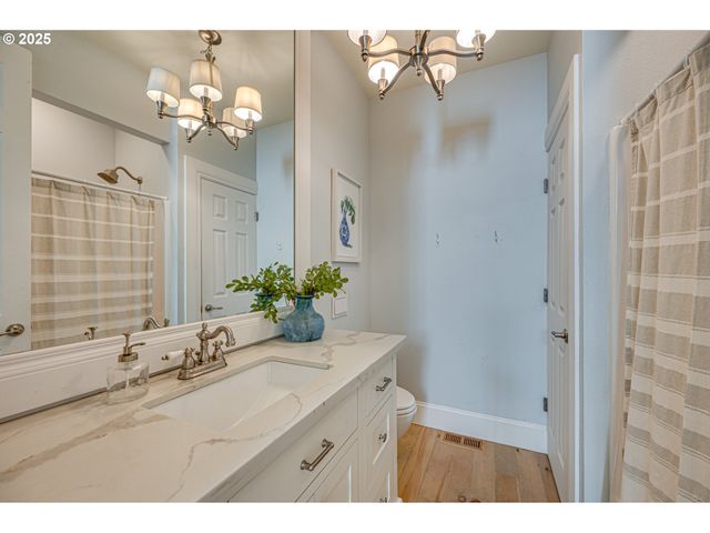 22796 Se GEORGIA LEE Ln, Damascus, OR 97089