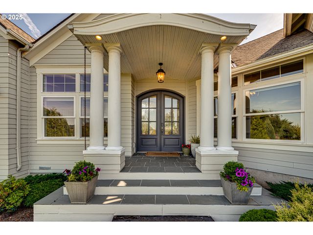 22796 Se GEORGIA LEE Ln, Damascus, OR 97089