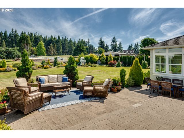 22796 Se GEORGIA LEE Ln, Damascus, OR 97089