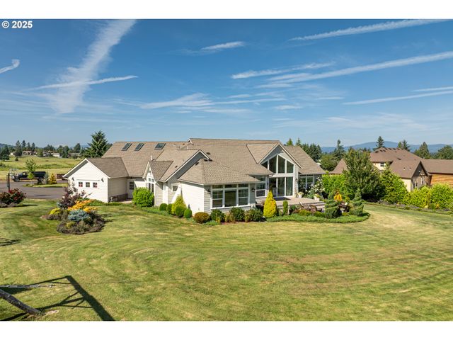 22796 Se GEORGIA LEE Ln, Damascus, OR 97089