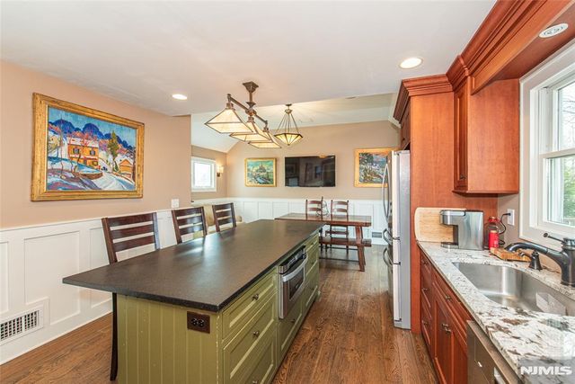 49 Poplar Street, Ramsey, NJ 07446