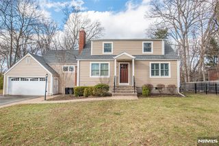 49 Poplar Street, Ramsey, NJ 07446