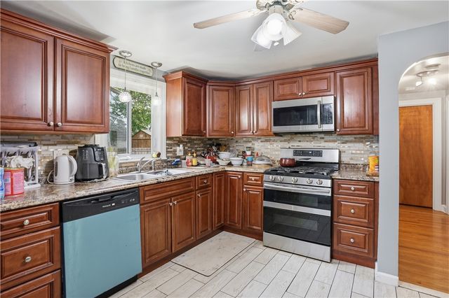 143 Balch Street, Pawtucket, RI 02861