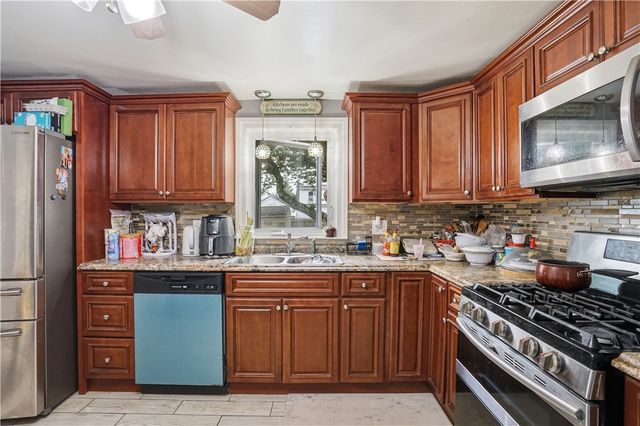 143 Balch Street, Pawtucket, RI 02861