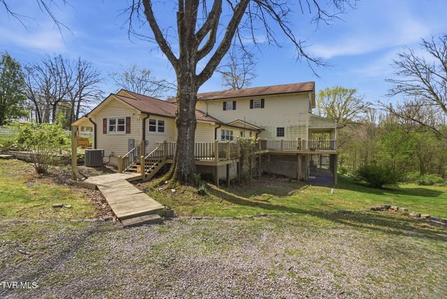 2412 Reservoir Road, Kingsport, TN 37660