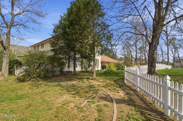 2412 Reservoir Road, Kingsport, TN 37660