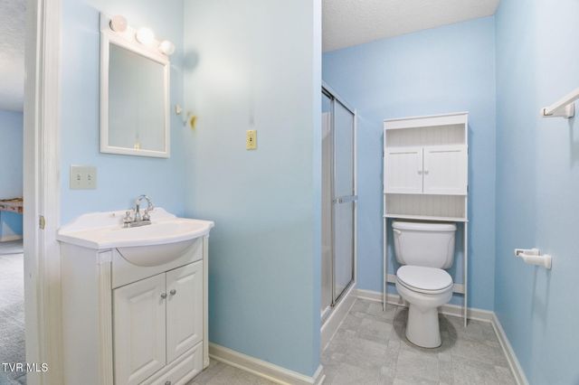 2412 Reservoir Road, Kingsport, TN 37660