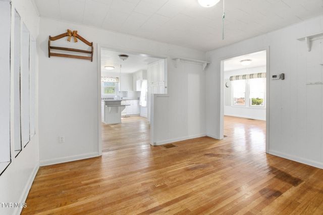 2412 Reservoir Road, Kingsport, TN 37660