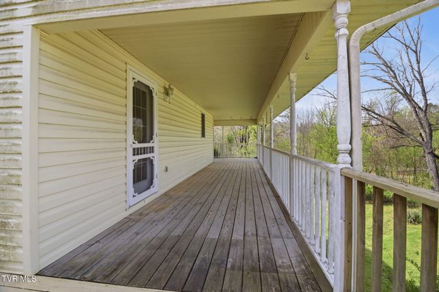 2412 Reservoir Road, Kingsport, TN 37660