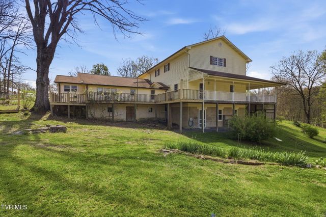 2412 Reservoir Road, Kingsport, TN 37660