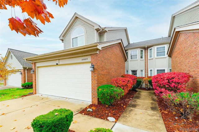 18689 Hilltop Boulevard, Riverview, MI 48193