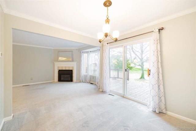 18689 Hilltop Boulevard, Riverview, MI 48193