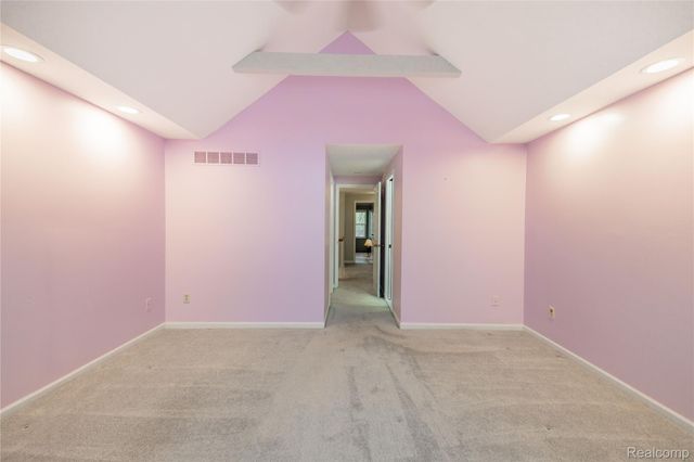 18689 Hilltop Boulevard, Riverview, MI 48193