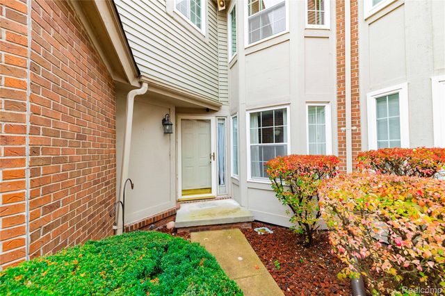 18689 Hilltop Boulevard, Riverview, MI 48193