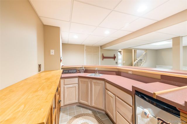 18689 Hilltop Boulevard, Riverview, MI 48193