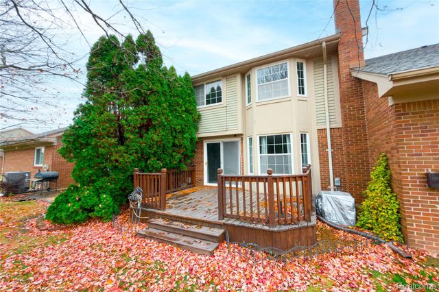 18689 Hilltop Boulevard, Riverview, MI 48193