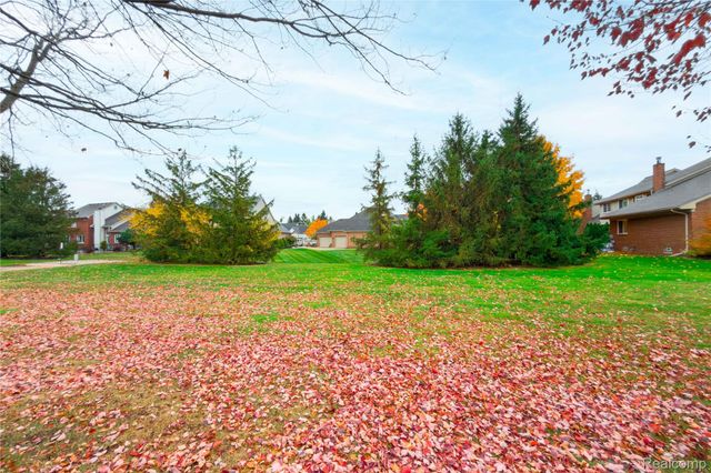 18689 Hilltop Boulevard, Riverview, MI 48193