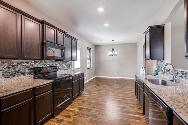 3015 Watercrest Drive, Sanger, TX 76266