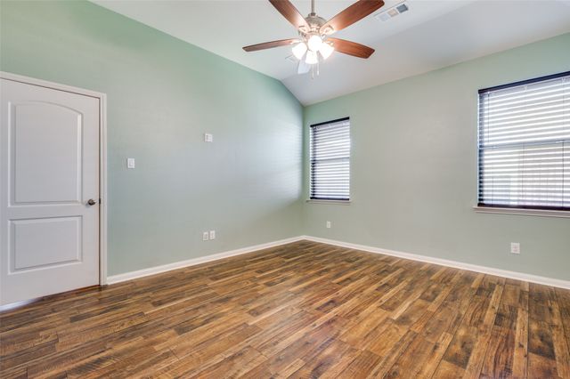 3015 Watercrest Drive, Sanger, TX 76266