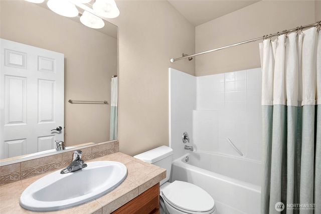 4952 Cypress Drive NE, Lacey, WA 98516