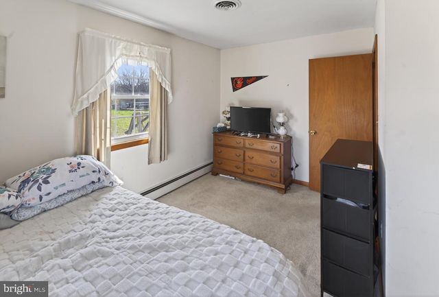 5829 HAMMOND SCHOOL RD, Salisbury, MD 21804