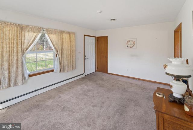 5829 HAMMOND SCHOOL RD, Salisbury, MD 21804