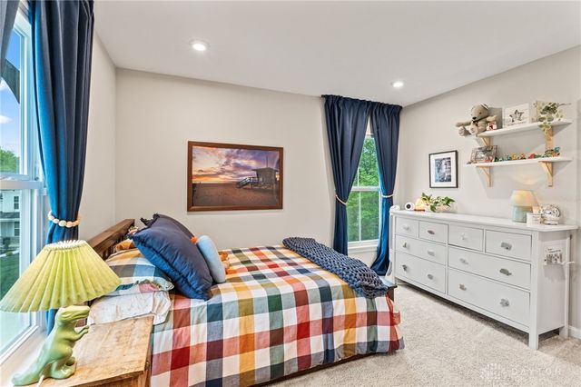 1584 Bur Oak Drive, Bellbrook, OH 45305