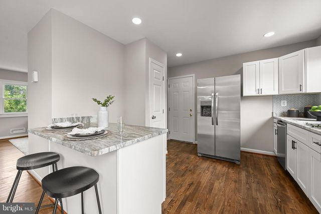 6035 MOOREHEAD RD, Baltimore, MD 21228