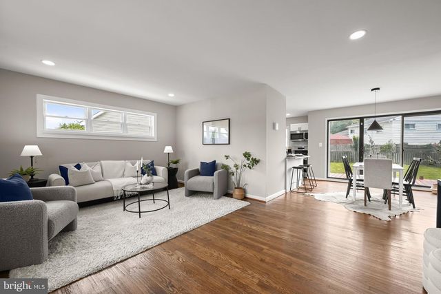 6035 MOOREHEAD RD, Baltimore, MD 21228