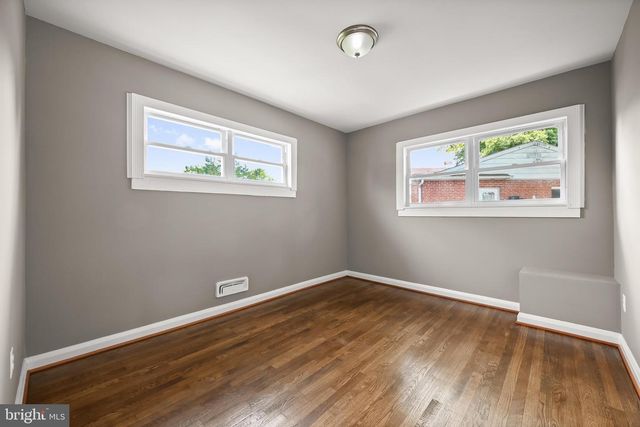 6035 MOOREHEAD RD, Baltimore, MD 21228