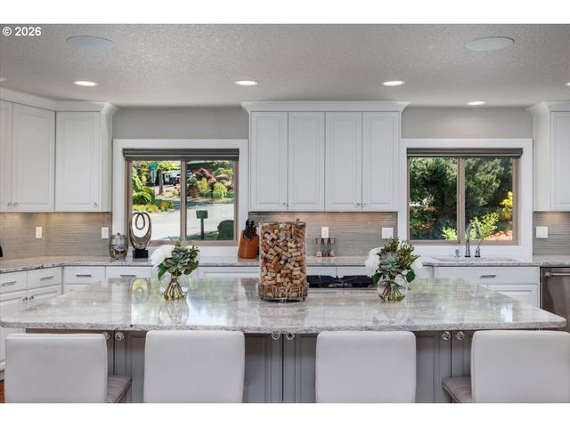 15805 Sw COLONY Dr, Portland, OR 97224
