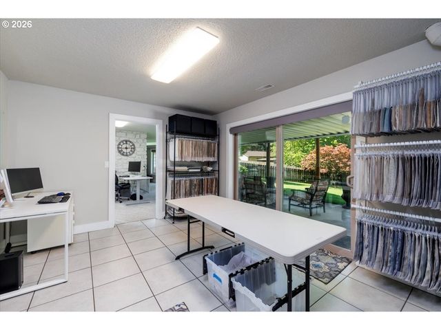 15805 Sw COLONY Dr, Portland, OR 97224