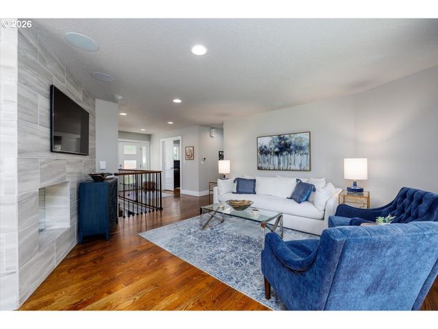 15805 Sw COLONY Dr, Portland, OR 97224