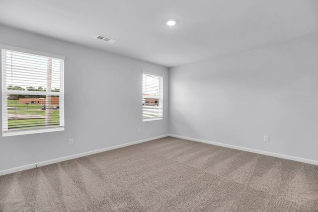 719 Ashbrook Dr, Lebanon, TN 37087